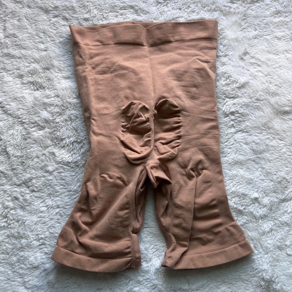 SKIMS Sculpting Short Mid Thigh Open Gusset  Neutral Shapewear SH-MTS-0105 L/XL
